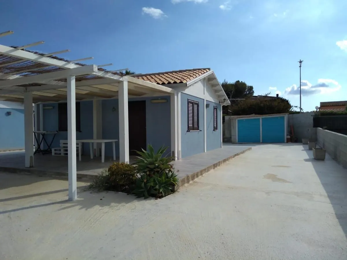 Hébergement de vacances Villa Casa Azzurra à Reitani Italie